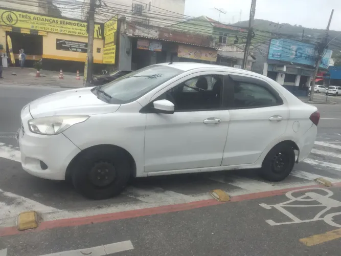 Ford KA+ Sedan 1.5 16V Flex 4P 2016