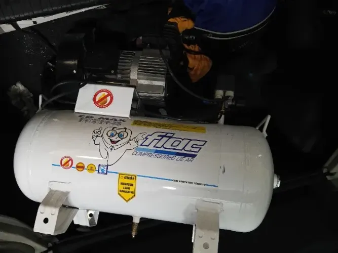 Compressor odontológico 