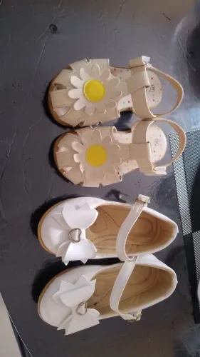 Sapatos infantis 