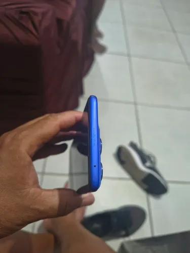 Motorola Edge 60 pro 256 GB e e um fone de ouvido moto bodes