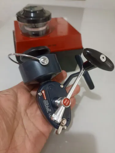 Molinete vintage Mitchell 410 NOVO
