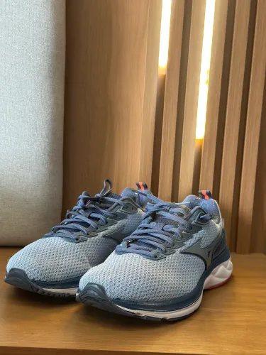 Tênis mizuno original 