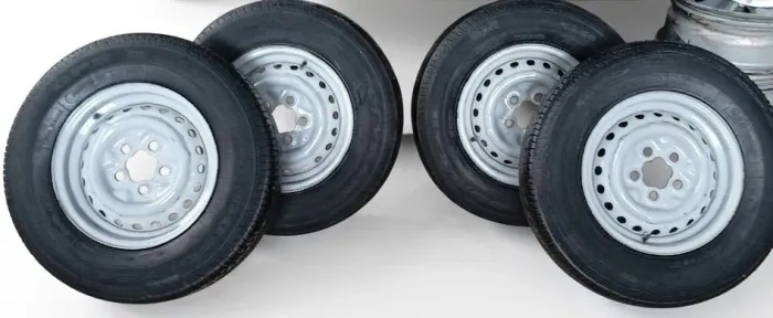 Jogo rodas Kombi