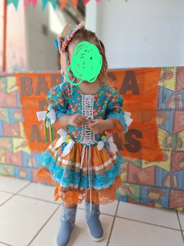 Roupa junina infantil