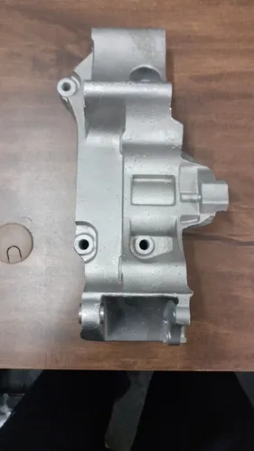 Suporte do alternador Golf 1.6 2003 a 2014 novo primeira linha 