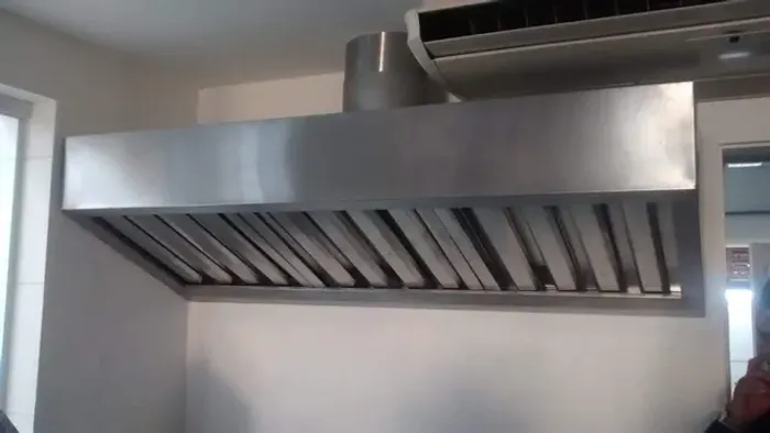 Sistema de exaustão completo para sua cozinha, coifas com e sem filtro aletado