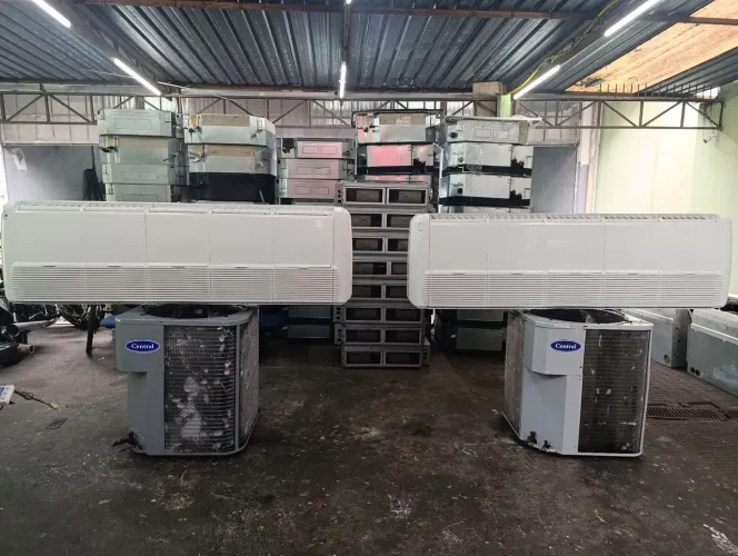 2 Evaporadoras Carrier piso teto 90.000 Btus/h