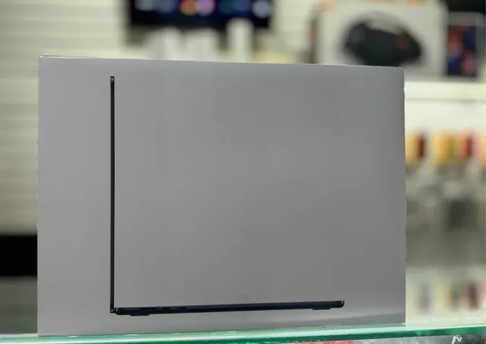 Macbook air m3 15 polegadas 16gb  / 256gb LOJA FÍSICA novo lacrado ( 15" 16 / 256 )