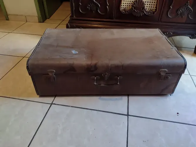 Mala de viagem antiga 