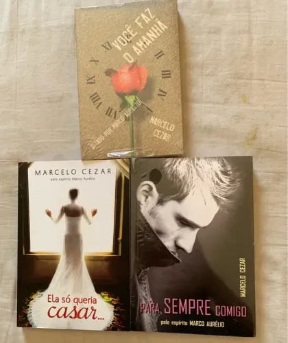 3 Livros do Autor Marcelo Cézar  - novo