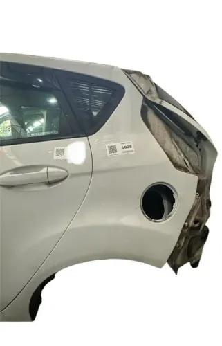Lateral esquerda Ford New Fiesta hatch 2012 2016
