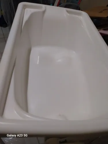 Banheira de bebê da marca Burigotto 