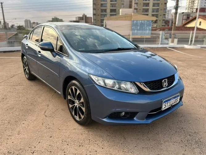 Honda Civic Sedan LXR 2.0 Flexone 16V Aut. 4P 2015
