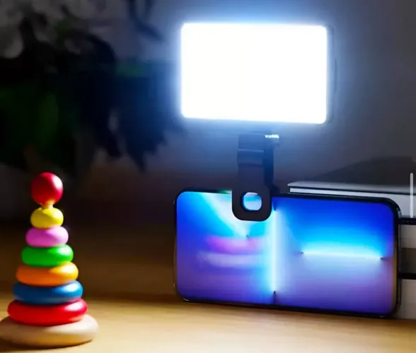 Flash led luz de preenchimento portatil Light C/RGB e painel digital  PROFISSIONAL