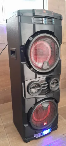 JBL party expert
