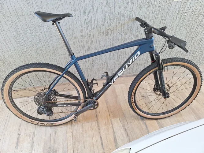 Bicicleta Soul Vesúvio Nápoles tamanho 21 GX  2023