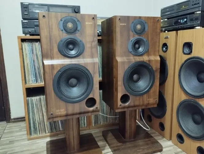 Caixas de Som Sony SS-G55 Vintage impecáveis.