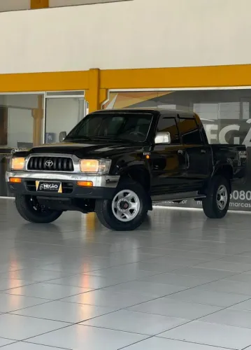 Toyota Hilux CD SR 4X4 3.0 8V 90cv Diesel 2002