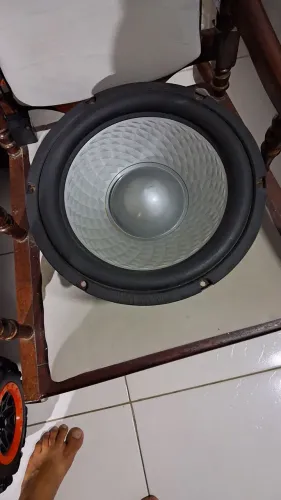 Sub Uxp de 12 500 Rms top