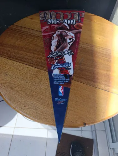 Flâmula WinCraft LeBron James MVP 2008-2009 Cleveland Cavaliers Produto Oficial made USA.