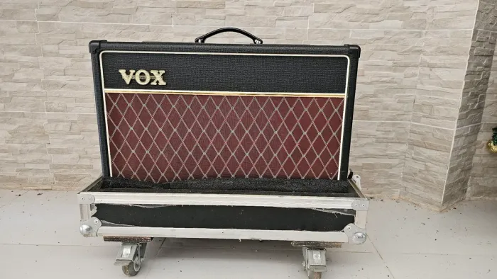 Vox ac15c1 