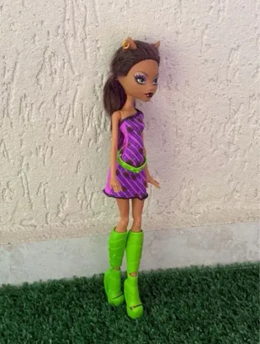 Boneca Clawdeen Monster High