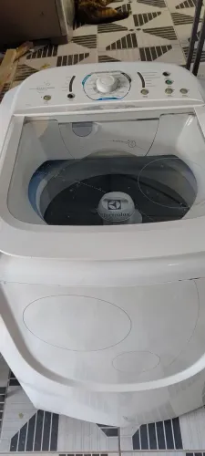 Vendo essa máquina de lavar Electrolux 13kg