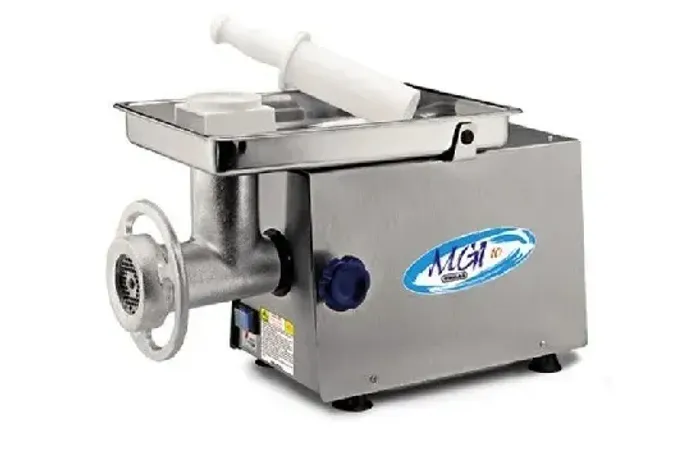 Picador de carne modelo Mgi Boca 10 220V - NOVOI