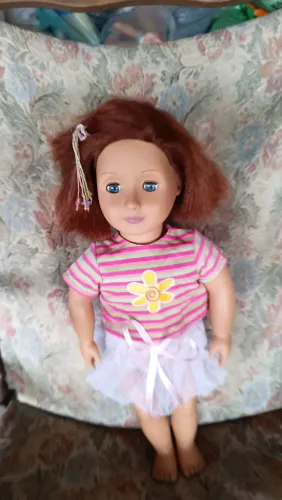 Boneca importada 