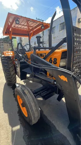 Trator Valmet 68