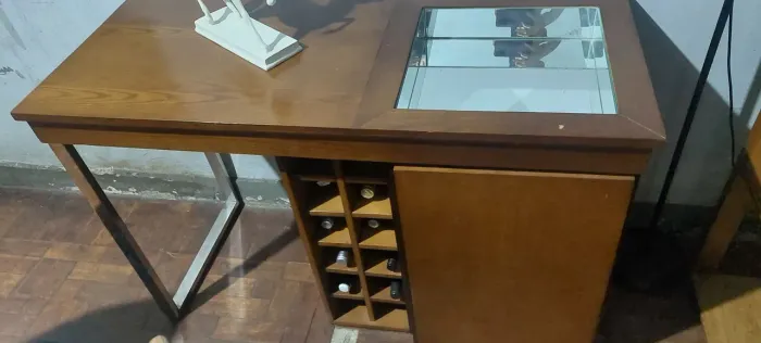 Kit: Barzinho + Estante + Luminária + Mesa 4 Cadeiras