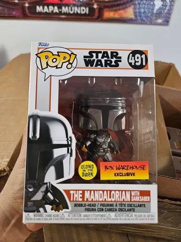Funko Pop Star Wars The Mandalorian com Darksaber #491