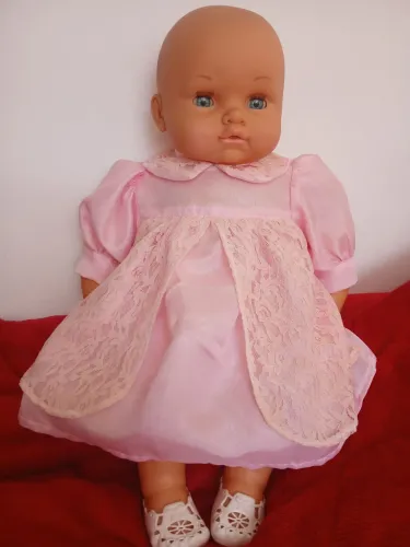 Boneca Bebê Antiga
