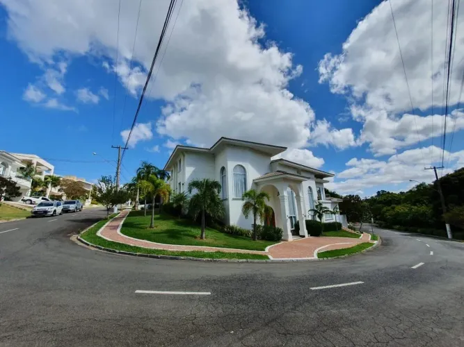 Casa à venda e para alugar no Chácaras São Bento em Valinhos - SP
