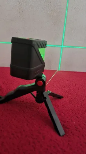 Nível a laser com tripé - Novo