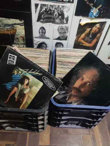 Lotes 200 discos de vinil - Flashdance, trilha sonora mpb e outros