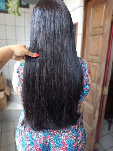 Aplicação / Colocação / Manutenção Mega Hair 