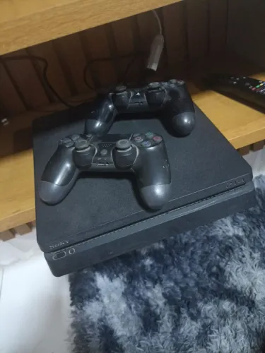 PS4