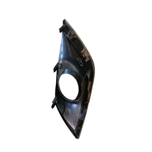 Moldura Farol De Milha Nissan Versa 1.6 Auto 2019 Preto Esquerdo