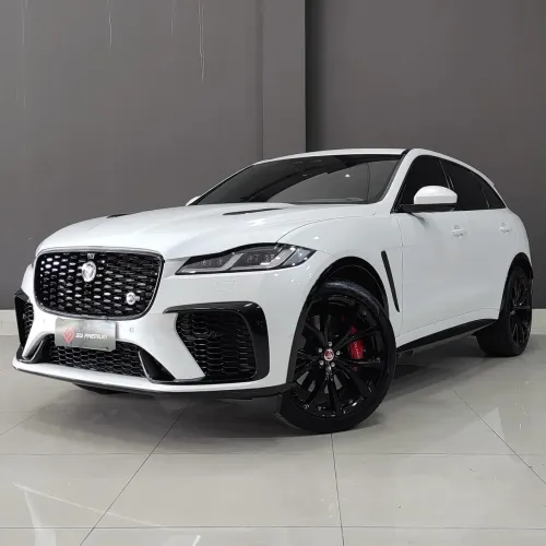 Jaguar F-Pace SVR 6.000km 5.0 V8 2022