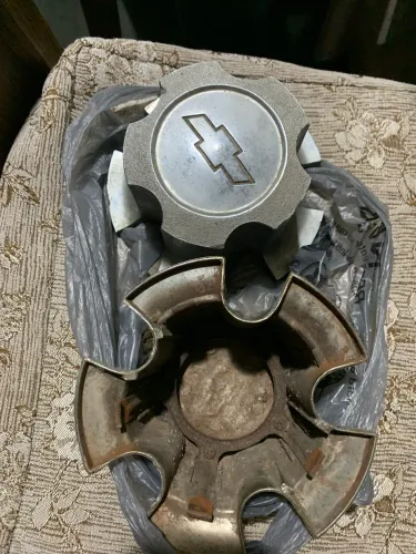 Par de calotas centrais Chevrolet Camaro 1970 - 1981