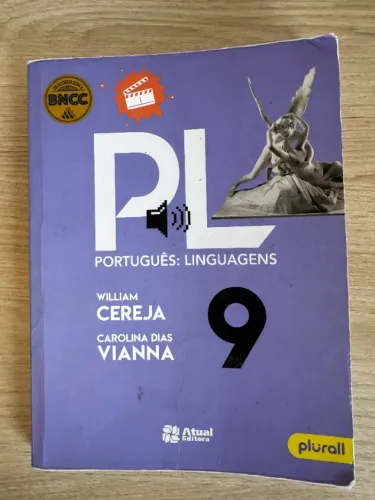 Português: Linguagens - 9º ano Capa comum - Carolina Dias Vianna / William Cereja