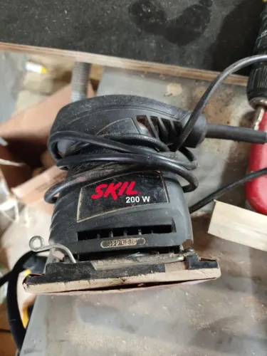 Lixadeira Skil 200W