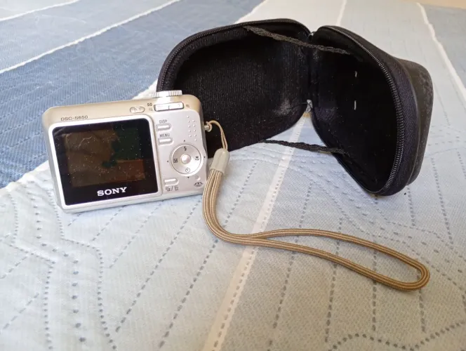 Máquina fotografica SONY