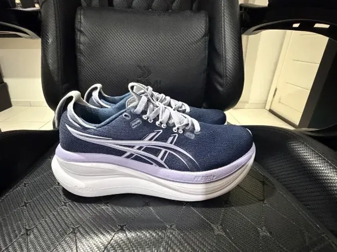 Tênis Asics Gel Nimbus 28 - tamanho 36