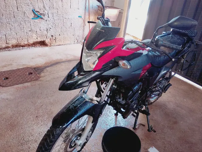 Vendo XRE 190 21/21 79000km