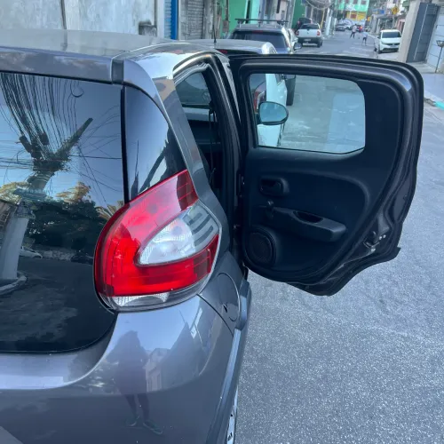 Fiat Mobi Like 1.0 Fire Flex 5P. 2023