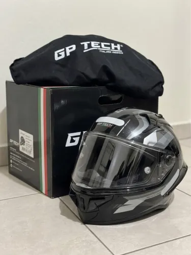 Capacete gp tech