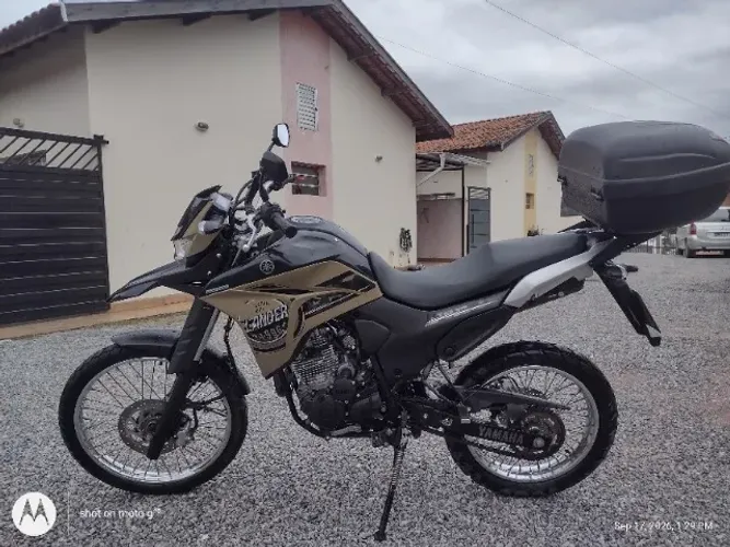 Vendo Yamaha XT 250 Lander ABS 2021