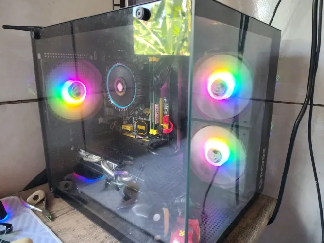 PC GAMER i7 + RX 580 2048SP 8GB + 16GB RAM + SSD 480GB